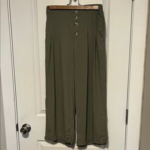 Sincerely Jules Green Khaki Button Linen Blend Pants